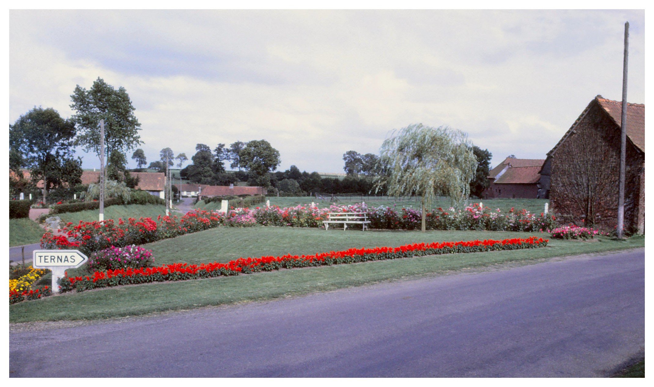 Village Fleuri